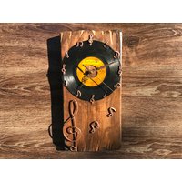 Wanduhr Mit Schallplatte, Uhr Geschmiedeten Noten, Retro Wanduhr, Vintage Recycled Geschenk Zum Ruhestand von SpecialWallClockGift