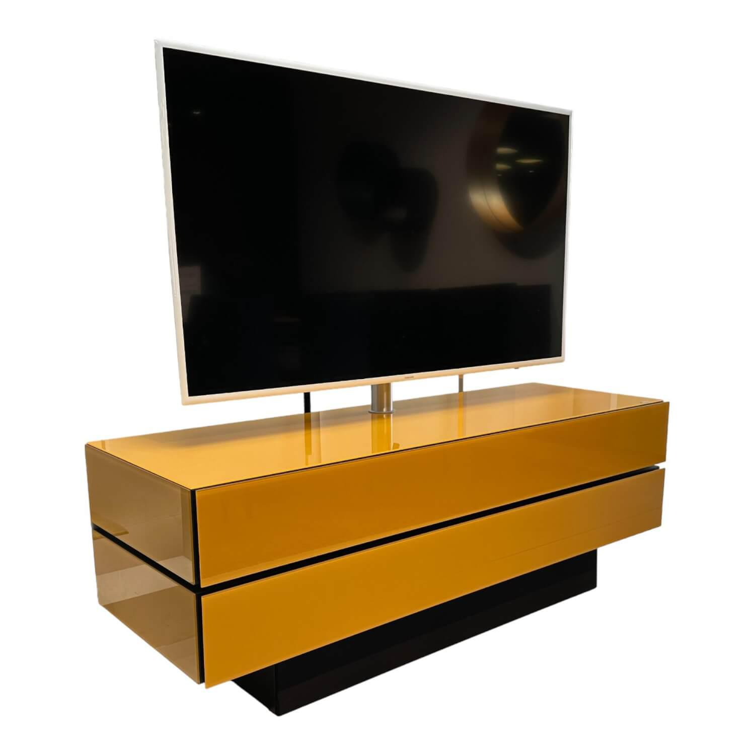 TV-Möbel Brick Mit Soundsockel Lack NCS S2070-Y20R Glänzend von Spectral Smart Furniture