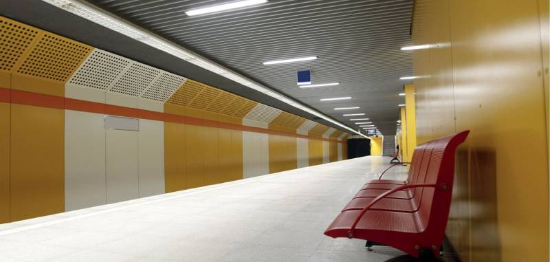 SpectrumLED LED Außen-Wandleuchte Feuchtraum Wannenleuchte 160cm IP65 grau für 2x T8 LED Röhre G13 150cm, nein, Hoher Schutz gegen Staub und Wasser von SpectrumLED