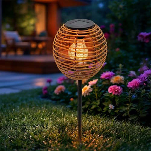 Solar Beetstecker Kugel in Rattan Optik mit LED Glühbirne - 52 x 15 cm - Garten Dekostecker warm weiß beleuchtet - Gartenstecker Solarleuchte Gartenlicht Garten Deko Beleuchtung Balkon Terrasse von Spetebo