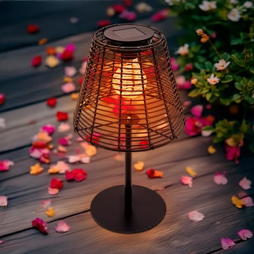 Spetebo Solar Tischleuchte in Rattan Optik schwarz mit LED Glühbirne - 33 x 20 cm - Gartenlampe warm weiß - Tischlampe Dekoleuchte Solarleuchte Gartenlicht Garten Deko Beleuchtung Balkon Terrasse von Spetebo