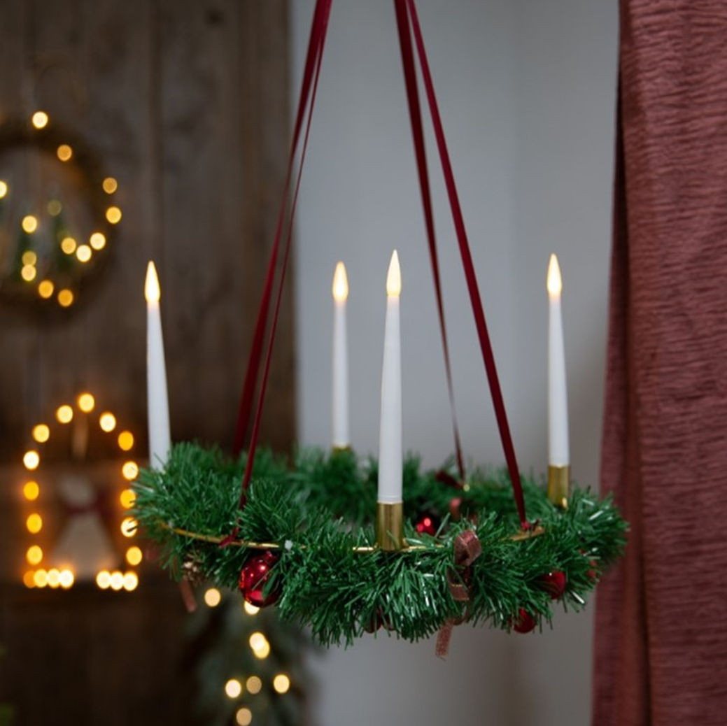 Spetebo Hängedekoration Hängender Adventskranz mit 4 LED Kerzen (Pack., 1 St., 5), flackernden LED Kerzen von Spetebo