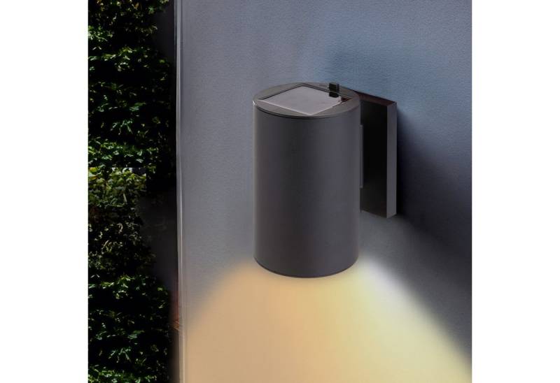 Spetebo LED Außen-Wandleuchte LED Solar Wandlampe mit Alu Gehäuse in schwarz - 13 x Ø 8 cm, Einschaltautomatik, LED fest integriert, warmweiß, Garten Deko Beleuchtung warm weiß von Spetebo