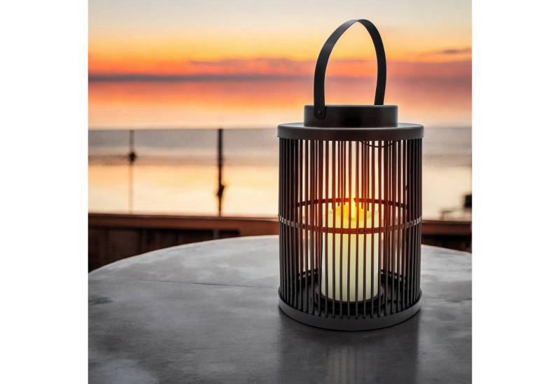 Spetebo LED Solarleuchte rund mit LED Kerze 23 x 18 cm, solarbetrieben, LED fest integriert, warm weiß, zum Aufhängen oder Hinstellen von Spetebo