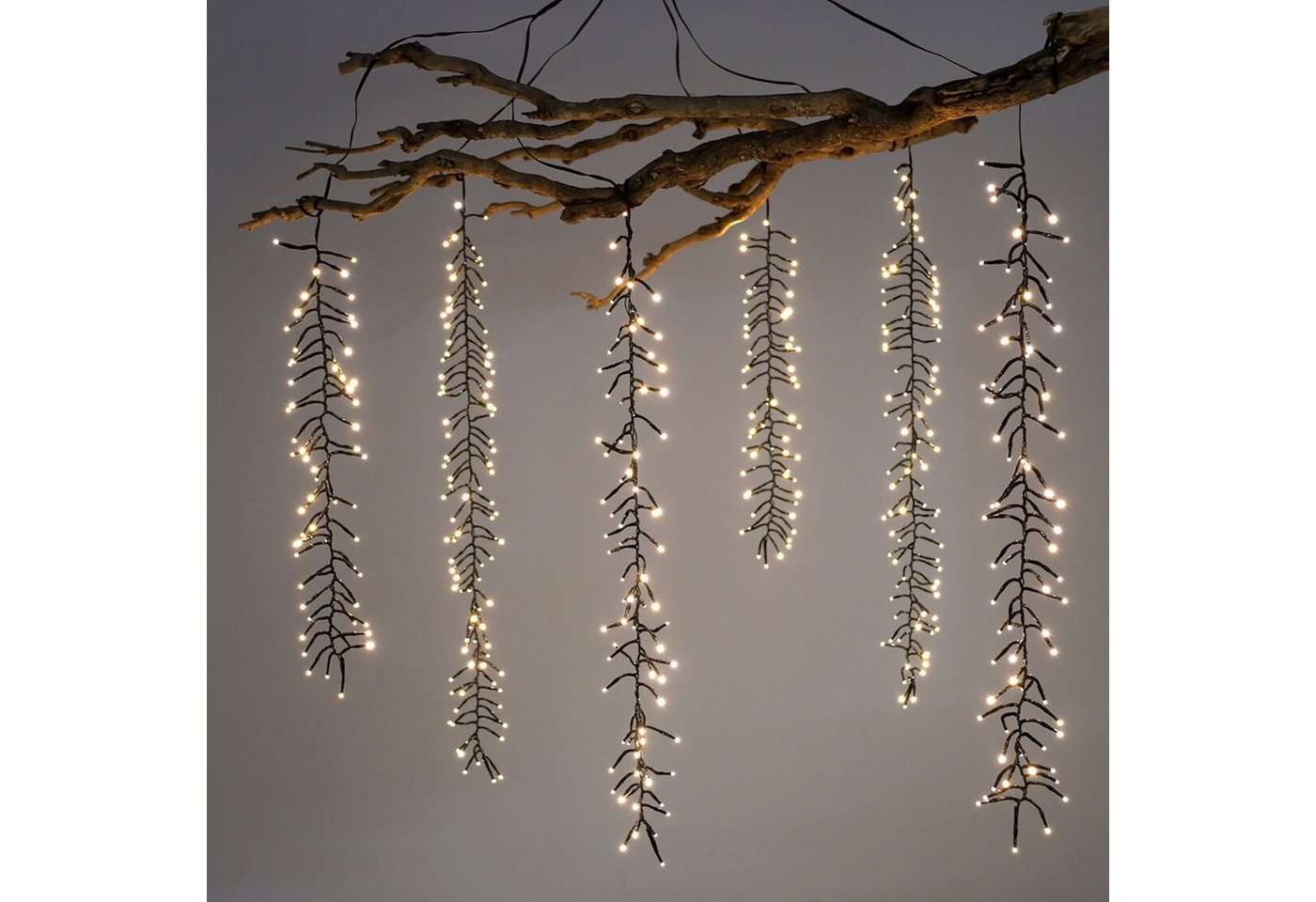 Spetebo Lichterkette Kaskaden Büschel Lichterkette warm weiß mit 6 Strängen - 480 LED, Lichtervorhang mit 8 Leuchtmodi für Außen mit Timer von Spetebo