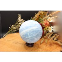 Blue Calcite Statement Sphere Blue Calcite Statement Sphere von Spiritcrystalgems