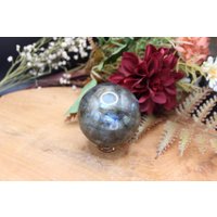 Labradorite Sphere von Spiritcrystalgems