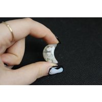 Mini Flower Agate Moons Mini Flower Agate Moons von Spiritcrystalgems