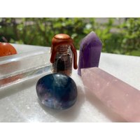 Mini Hexe/Wicca Schutz Zauber Glas Mit Kräutern Und Kristallen von SpookyBootsCanada