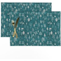 Bäume Tischset | 2Er Set - Happy Forest Von Nouveau_Bohemian Waldland Camping Neutral Wälder Wandern Natur Stoff Tischsets Spoonflower von SpoonflowerHome