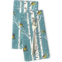 Birch Forest Dinner Servietten 2Er Set Goldfinch Vogel Winter Weihnachten Feiertage Stoffservietten Verschneit Von Mirabelle_Print von SpoonflowerHome