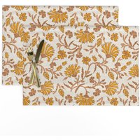 Florale Tischsets | 2Er Set - Kalami Floral Mustard Light Von Holli_Zollinger Leinen Texture Blumen Baby Tuch Spoonflower von SpoonflowerHome