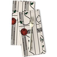 Rose Dinner Servietten | 2Er-Set - Glasgow Fenster Von Studiofibonacci Beige Antike Vintage Stoffservietten Spoonflower von SpoonflowerHome