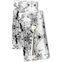 Tie Dye Dinner Servietten 2Er-Set - Abstrakte Monochrome Shibori Stoffservietten Aus Marmor Ice Dyeing Grau Und Schwarz Von Michellematis Tie Dye Dinner Servietten 2Er-Set - Abstrakte Monochrome Shibori Stoffservietten Aus Marmor Ice Dyeing Grau Und Schwarz Von Michellematis von SpoonflowerHome