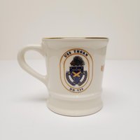 Vintage Uss Thorn Dd-988 Sammler Kaffeebecher. Mil-Art China Co. Us Navy Zerstörer Ausgemustert 2004 24K Gold Umrandet "Ed"." von SpottedDog1
