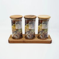 Müslibar | 3-Tlg. Set Vorratsgläser Mit Holzdeckeln Und Tablett Aus Akazie Plastikfreie Aufbewahrung F. Müsli, Nudeln, Mehl & Zucker Eco Müslibar | 3-Tlg. Set Vorratsgläser Mit Holzdeckeln Und Tablett Aus Akazie Plastikfreie Aufbewahrung F. Müsli, Nudeln, Mehl & Zucker Eco von SpottedHands