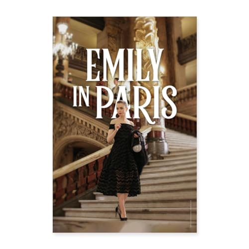 Spreadshirt Emily In Paris Emily Auf Großem Treppenaufgang Poster 60x90 cm, One size, weiß von Spreadshirt
