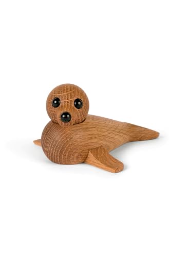 Spring Copenhagen Bezaubernde Babyrobbe Figur - Dänisches handgefertigtes Eichen-Dekor | Perfektes Gastgeschenk von Spring Copenhagen