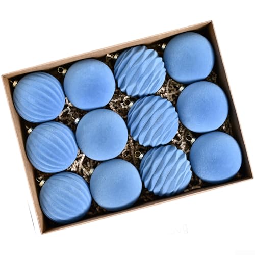 12 samtbeflockte Weihnachtskugeln mit Kunststoffkonstruktion, entworfen für Weihnachtsbaumdekoration und festliche Tischdekoration (E) von Springwillfly