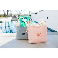 Gesticktes Monogramm Gestreifte Kühltasche von SprinkledWithPink