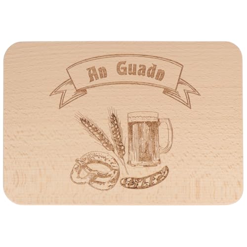 Spruchreif | Frühstücksbrettchen "An Guadn" mit Bierkrug & Würste-Motiv | Holzbrett aus Buchenholz mit Gravur | Schneidebrett 22 x 15 cm | Geschenkidee für Bier- & Wurstfans von Spruchreif