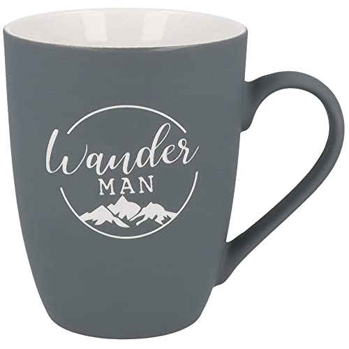 Spruchreif | SOFT-TOUCH-Tasse mit Spruch | Tasse mit Soft-Touch Silikonoberfläche | Tasse mit beidseitiger Gravur | Geschenk Wanderer | Männer Geschenke | Geschenke Wandern Camping | „Wander Man“ von Spruchreif