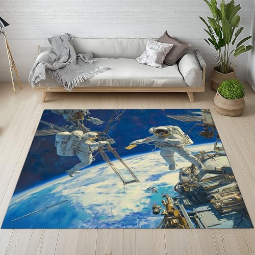 Sshjfeu Astronaut Universum Teppich 100x150 cm, Raumstation Weltraum Teppich Waschbar rutschfest Kurzflor, Planet Galaxis Kinderteppich, Teppiche für Schlafzimmer, Wohnzimmer, Kinderzimmer Sshjfeu Astronaut Universum Teppich 100x150 cm, Raumstation Weltraum Teppich Waschbar rutschfest Kurzflor, Planet Galaxis Kinderteppich, Teppiche für Schlafzimmer, Wohnzimmer, Kinderzimmer von Sshjfeu
