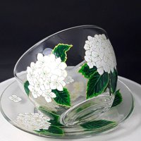 Hortensie Teetasse Und Untertasse Set Personalisierte Handgemalte Blumen Weiße Geschenk Für Mama von StainedGlassware