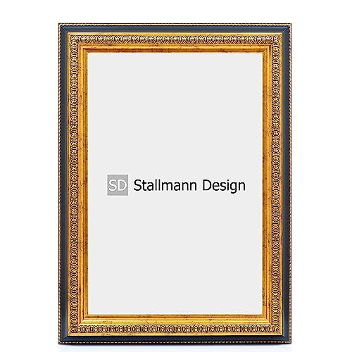 Stallmann Design Barockrahmen “FAME” | 40x50 cm | Gold-schwarz | Echtholz-Bilderrahmen antik | 80 andere Größen verfügbar | Fotorahmen aus Holz im Vintagestyle Stallmann Design Barockrahmen “FAME” | 40x50 cm | Gold-schwarz | Echtholz-Bilderrahmen antik | 80 andere Größen verfügbar | Fotorahmen aus Holz im Vintagestyle von Stallmann Design