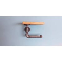 Gas-Rohr-Toilettenpapierhalter Und Regal Aus Massiver Eiche von StandingWaveWoodwork