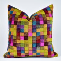 Color Box Patchwork Gewebter Dekokissenbezug Bunter Kissenbezug Weicher Strukturierter Kissen Boho Samtkissen Weihnachtsgeschenk von StarFabricDesign