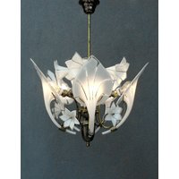 Murano Blumenstrauß Lampe, Glasblumenlampe, Weißer Messingleuchter, Deckenleuchte, Kronleuchterlampe, Vintage Handgefertigte Glaslampe 1960Er Jahre von StarHomeStudio