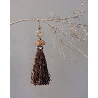 Seeigel Ornament Braune Quaste von StarHomeStudio