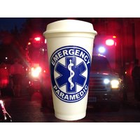 Individueller Notfall Sanitäter Kaffee Reisebecher Von Startanglearts Individueller Notfall Sanitäter Kaffee Reisebecher Von Startanglearts von StarTangledArts