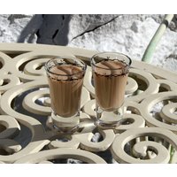Stabdraht. Ein Exklusives Design - Set Von 6 Handbemalten Schnussgläsern. Individuelle Optionen/Personalisierung Möglich. Stacheldrahtgläser von StarlightAndShadows
