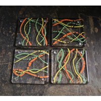Verschmolzene Glas-Untersetzer. "Serpentin - Fruchtig' Orange, Gelb Und Grün Auf Klarer Basis. Quiggly Untersetzer. Wähle 2 Oder 4. Kann Angepasst von StarlightAndShadows
