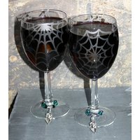Wicked Webs - Paar Exklusives Design Spinnnetz Weingläser von StarlightAndShadows