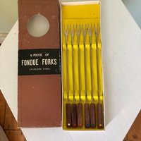 Mid Century Fonduegabeln Edelstahl 6 Gabeln Holzgriffe Farbe Punkte von StateAndMainVintage
