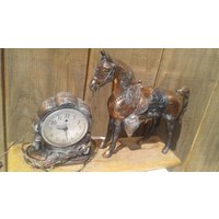 Vintage Pferd Uhr Antik Scheunenfund Bauernhof Rustikal Cowboy Vintage Pferd Uhr Antik Scheunenfund Bauernhof Rustikal Cowboy von StatenGallery