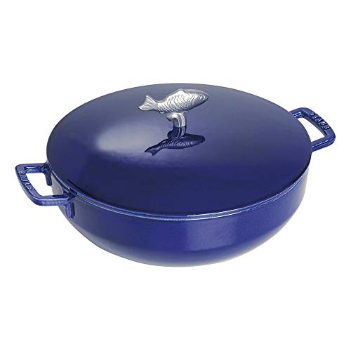 STAUB Bräter/Cocotte mit dekorativem Fisch-Knauf, 28 cm, 4,75 L, Gusseisen, Aromaregen, für alle Herdarten inkl Induktion & Backofen, Dunkelblau STAUB Bräter/Cocotte mit dekorativem Fisch-Knauf, 28 cm, 4,75 L, Gusseisen, Aromaregen, für alle Herdarten inkl Induktion & Backofen, Dunkelblau von STAUB