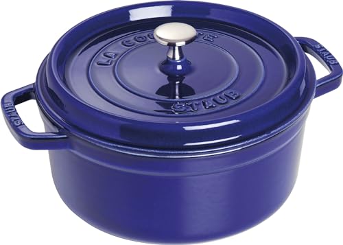 STAUB Gusseisen Bräter/Cocotte, Rund 26 cm, 5 L, Aromaregen Funktion, Für alle Herdarten geeignet, Dunkelblau von STAUB