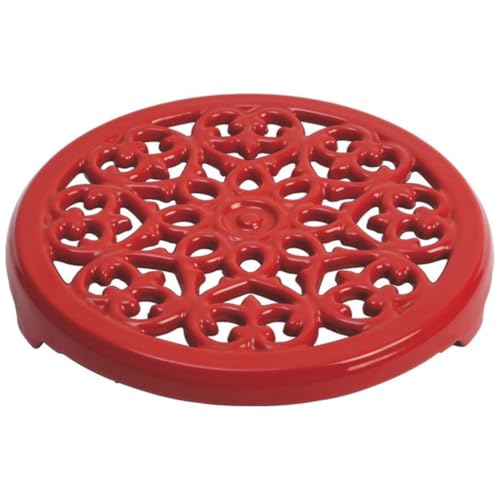 STAUB Topfuntersetzer Lilie 23 cm, Gusseisen, Kirschrot von STAUB