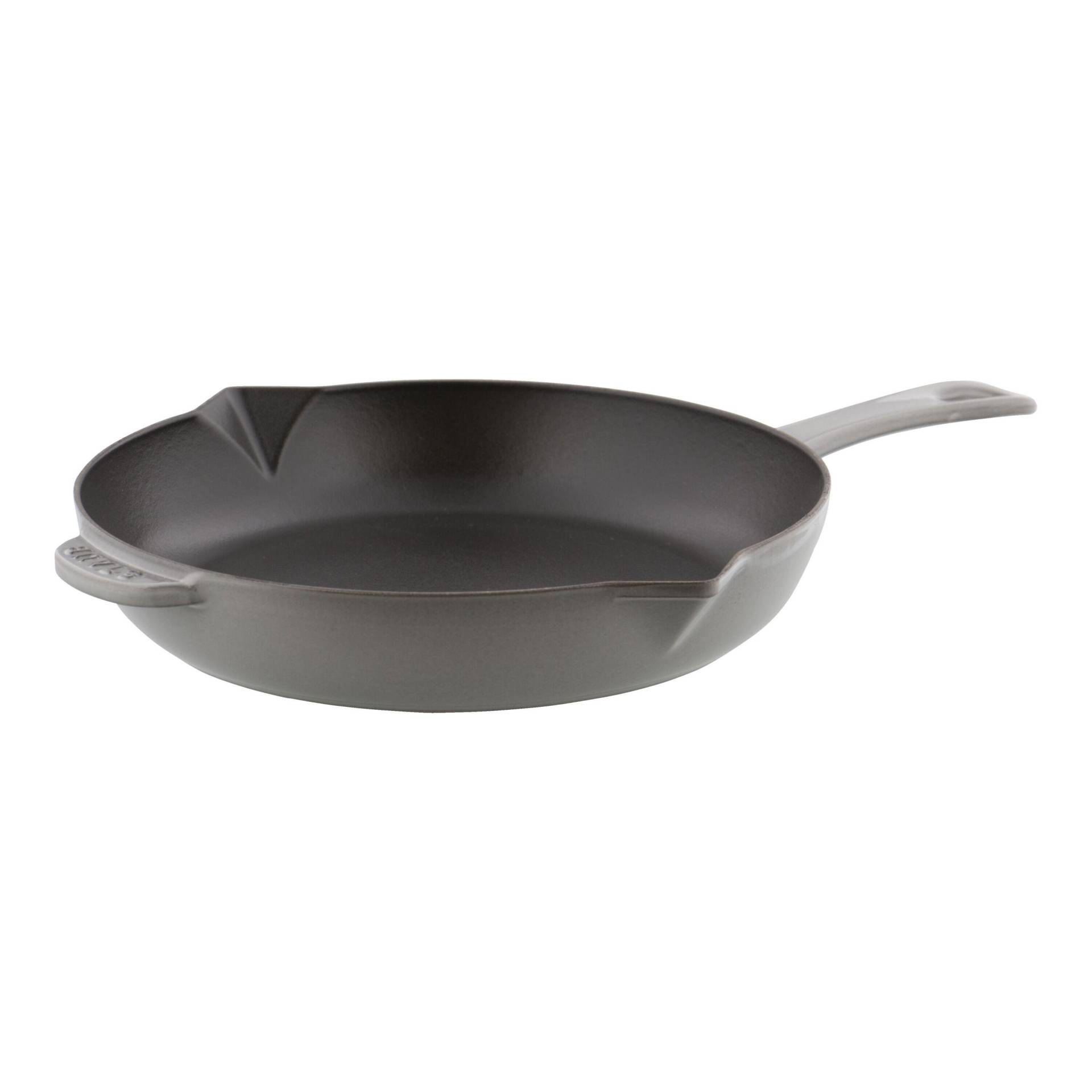 Staub Pans Bratpfanne mit Ausgießnase 26 cm, Gusseisen, Graphit-Grau von Staub