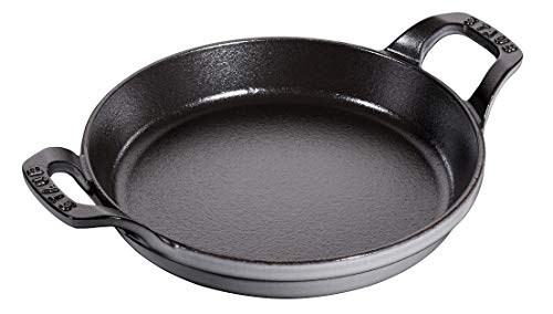 STAUB Auflaufform, rund mit 2 Griffen, 20 cm, 0,75 L, Gusseisen, für alle Herdarten, stapelbar, Graphitgrau von STAUB