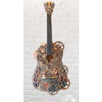 Exklusive Steampunk-3D-Wanddekoration Gitarre, Handgefertigt, Steampunk-3D-Wandbilder, Industriedekor, Musikdekor, Bar-Steampunk-Gitarre von SteaMax