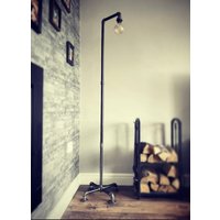 Industrielle Steam Punk Stehlampe Wohnzimmer Steampunk Beleuchtung von SteamPunkedDecor