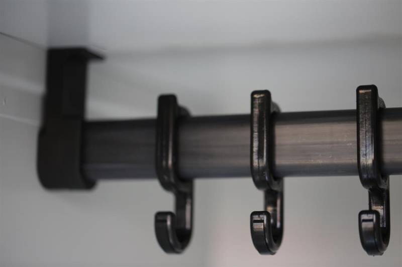 Steelboxx Spind für 1 Person Kleiderschrank Gaderobenschrank Spindschrank (1-St) Komplett verschweißt und montiert, keine Montage erforderlich von Steelboxx