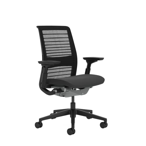 Steelcase Think Ergonomischer Bürostuhl mit LiveBack Lendenwirbelstütze, 4D-Armlehnen, nachhaltiges Design, Schwarz von Steelcase