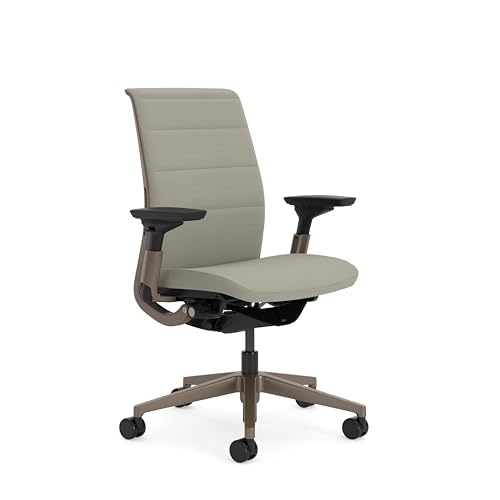 Steelcase Think Glow Up Ergonomischer Bürostuhl mit LiveBack Lumbalstütze, 4D-Armlehnen, nachhaltigem Design Trüffel von Steelcase
