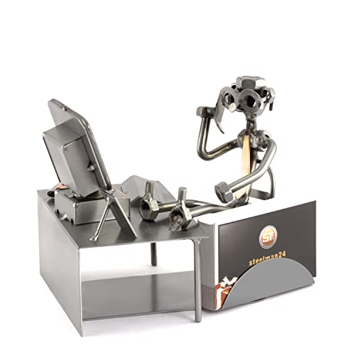 Steelman24 I Schraubenmännchen PC-Pause mit Visitenkartenhalter und persönlicher Gravur I Made in Germany I Handarbeit I Geschenkidee I Stahlfigur I Metallfigur von Steelman24